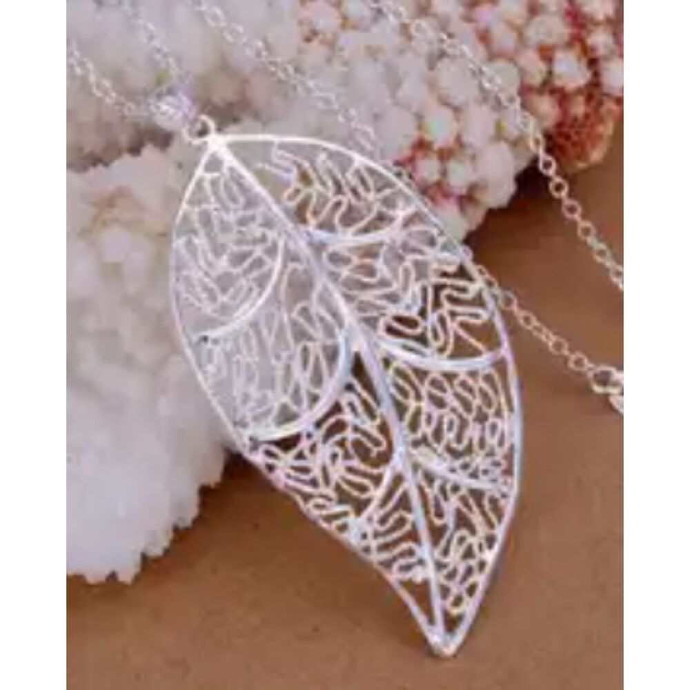 .925 Sterling Silver Leaf Nature Necklace 16-17" Chain Lobster Claw Clasp